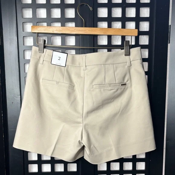 🤍 WHBM Cream Tailored 5" Shorts Size 2 Women's NWT Stretch Zip Button 🤍 - Picture 6 of 15